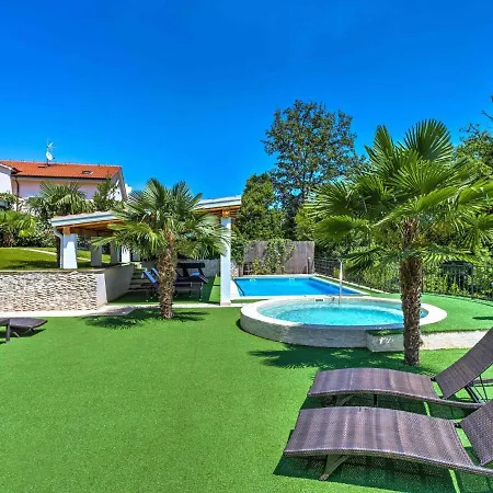 Nicole By Interhome Casa vacanze