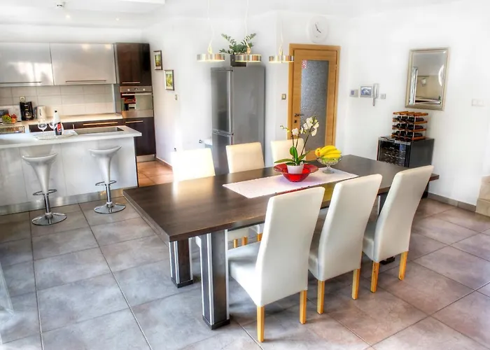 Nicole By Interhome Ferienhaus *